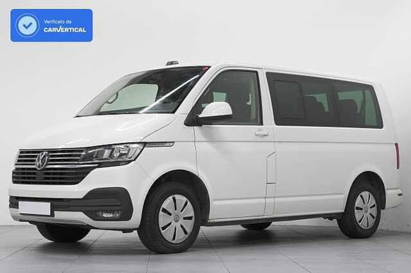 Volkswagen Veicoli Commerciali T6.1 caravelle 2.0 tdi 150cv Comfortline p.l. del 2022 usata a Barni