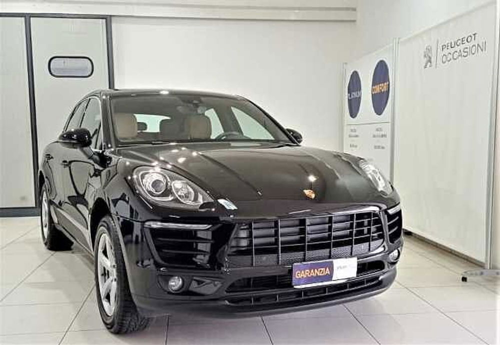 Porsche Macan usata a Lecce (2)