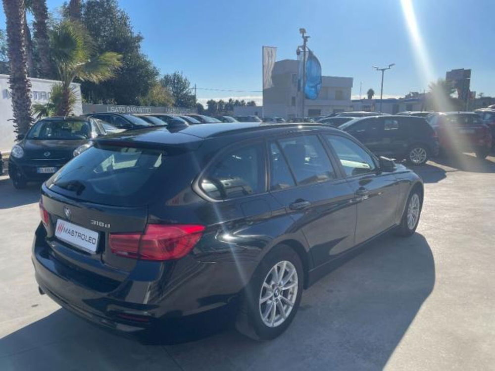 BMW Serie 3 Touring usata a Lecce (10)