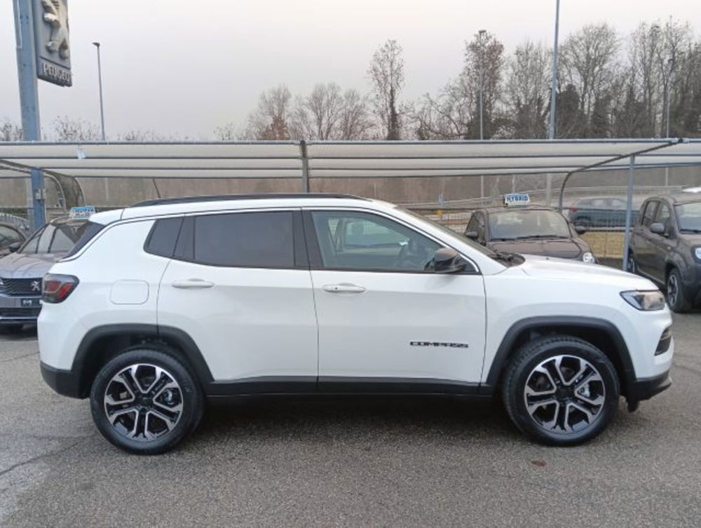 Jeep Compass nuova a Brescia (4)