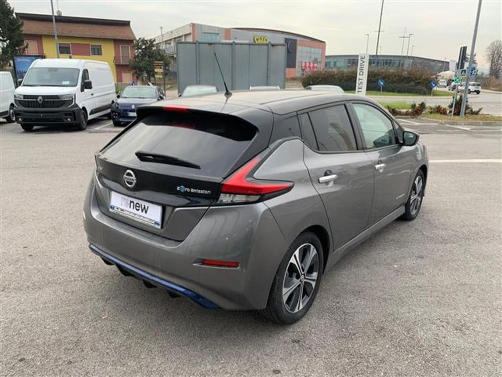 Nissan Leaf usata a Asti (4)