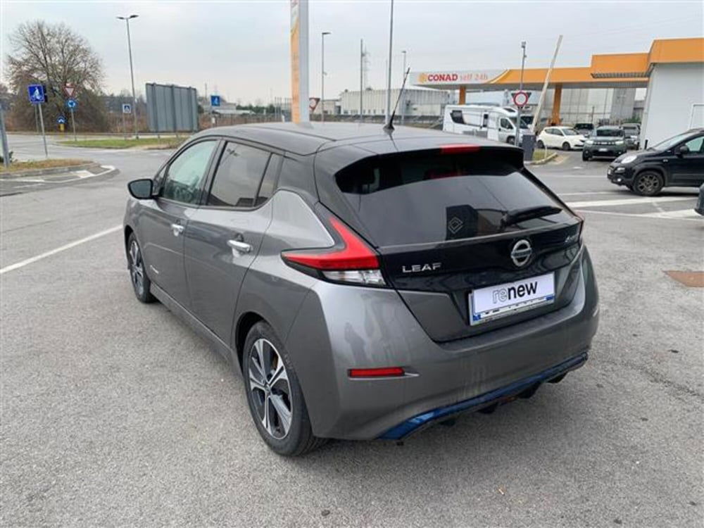 Nissan Leaf usata a Asti (7)