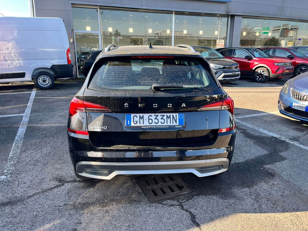 Skoda Kamiq usata a Milano (7)