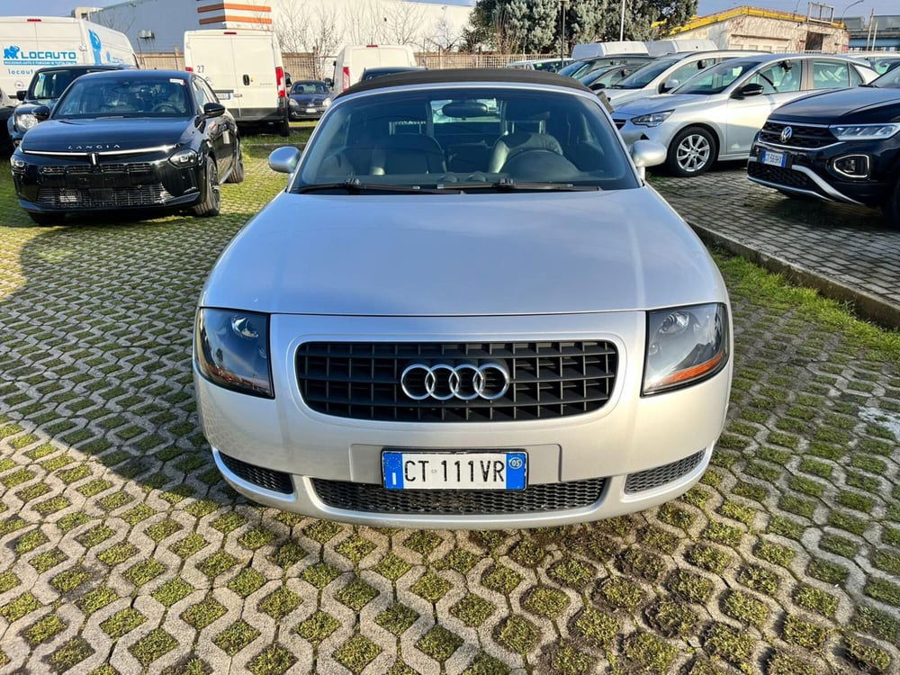 Audi TT Cabrio usata a Milano (2)