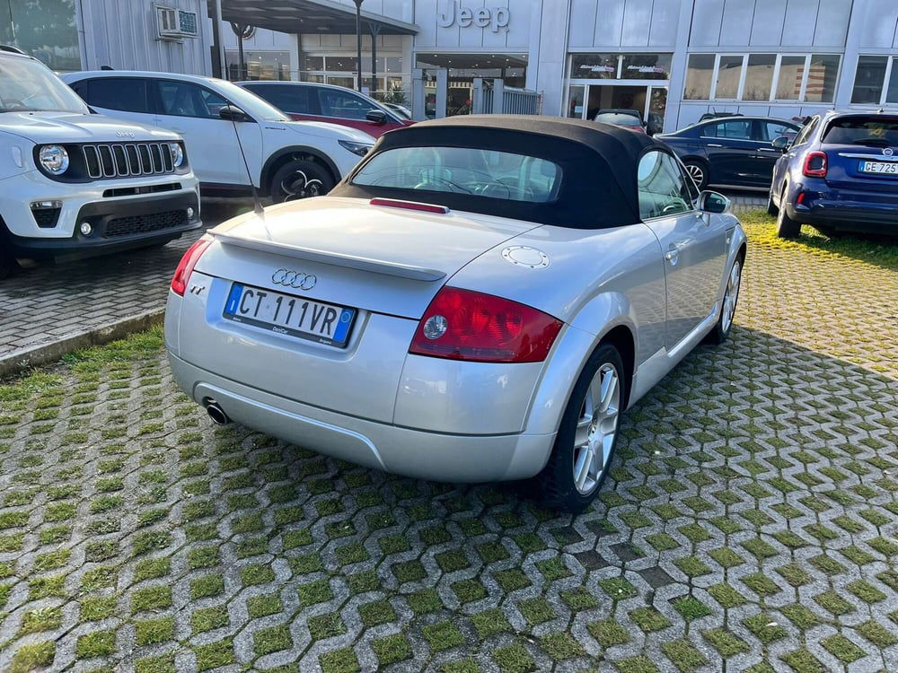 Audi TT Cabrio usata a Milano (8)