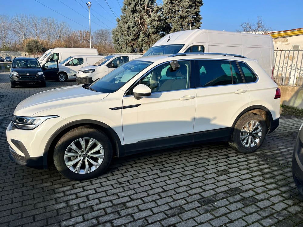 Volkswagen Tiguan usata a Milano (3)