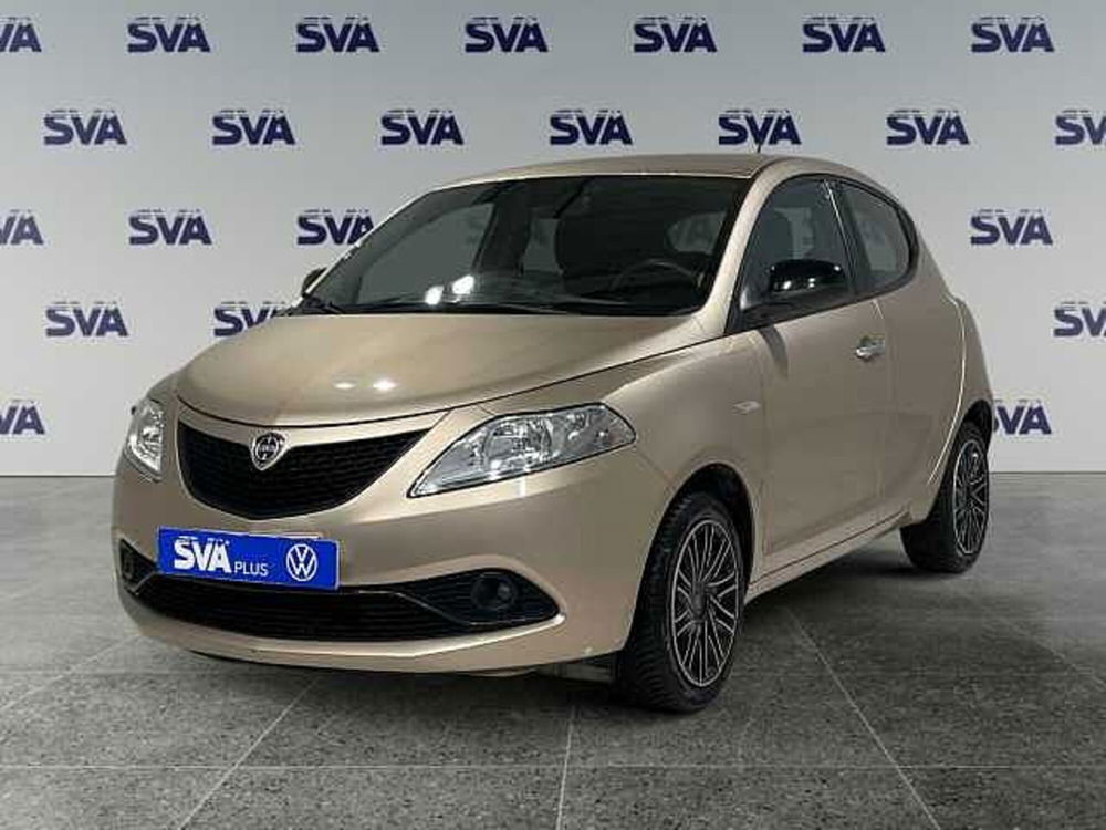 Lancia Ypsilon usata a Ravenna