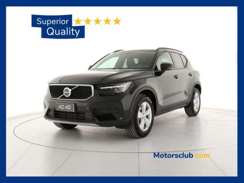 Volvo XC40 T2 automatico Essential nuova a Modena