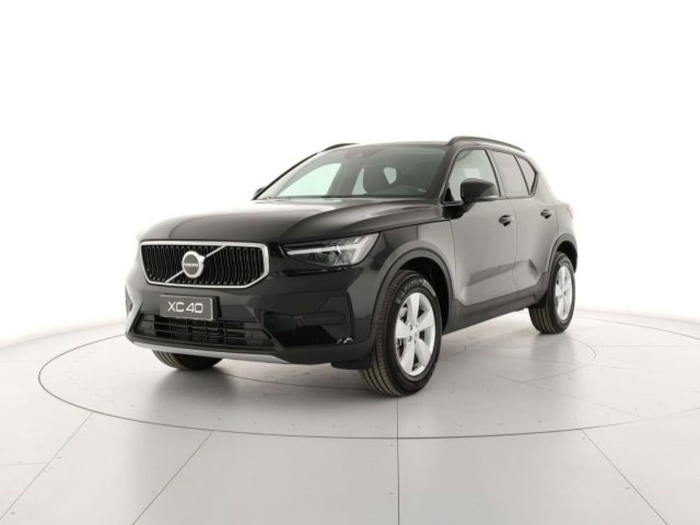 Volvo XC40 nuova a Modena (2)