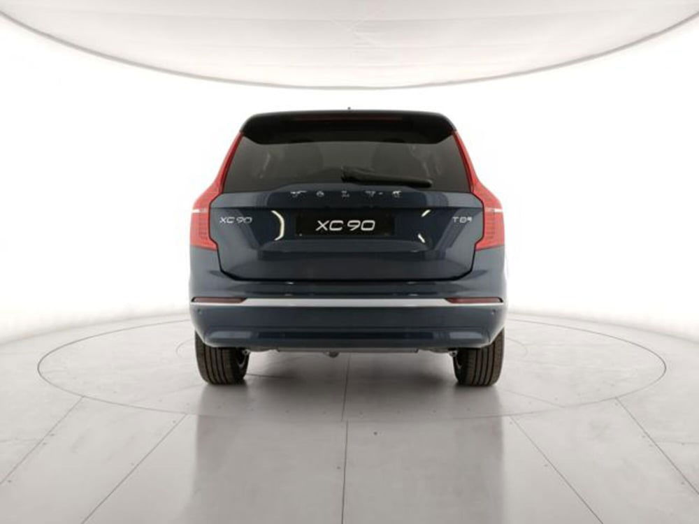 Volvo XC90 nuova a Modena (4)