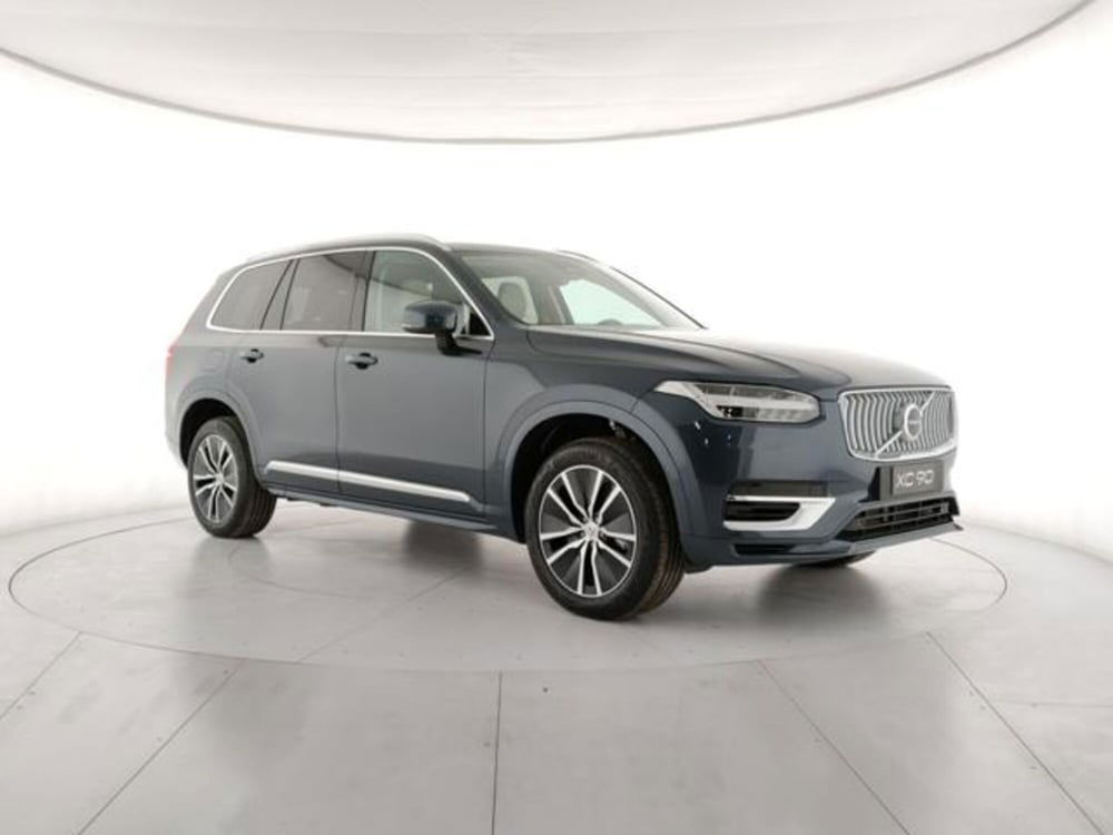 Volvo XC90 nuova a Modena (6)