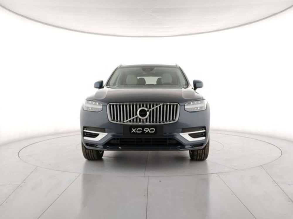 Volvo XC90 nuova a Modena (7)