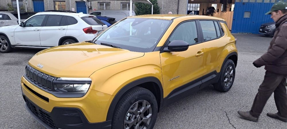 Jeep Avenger nuova a Varese (13)