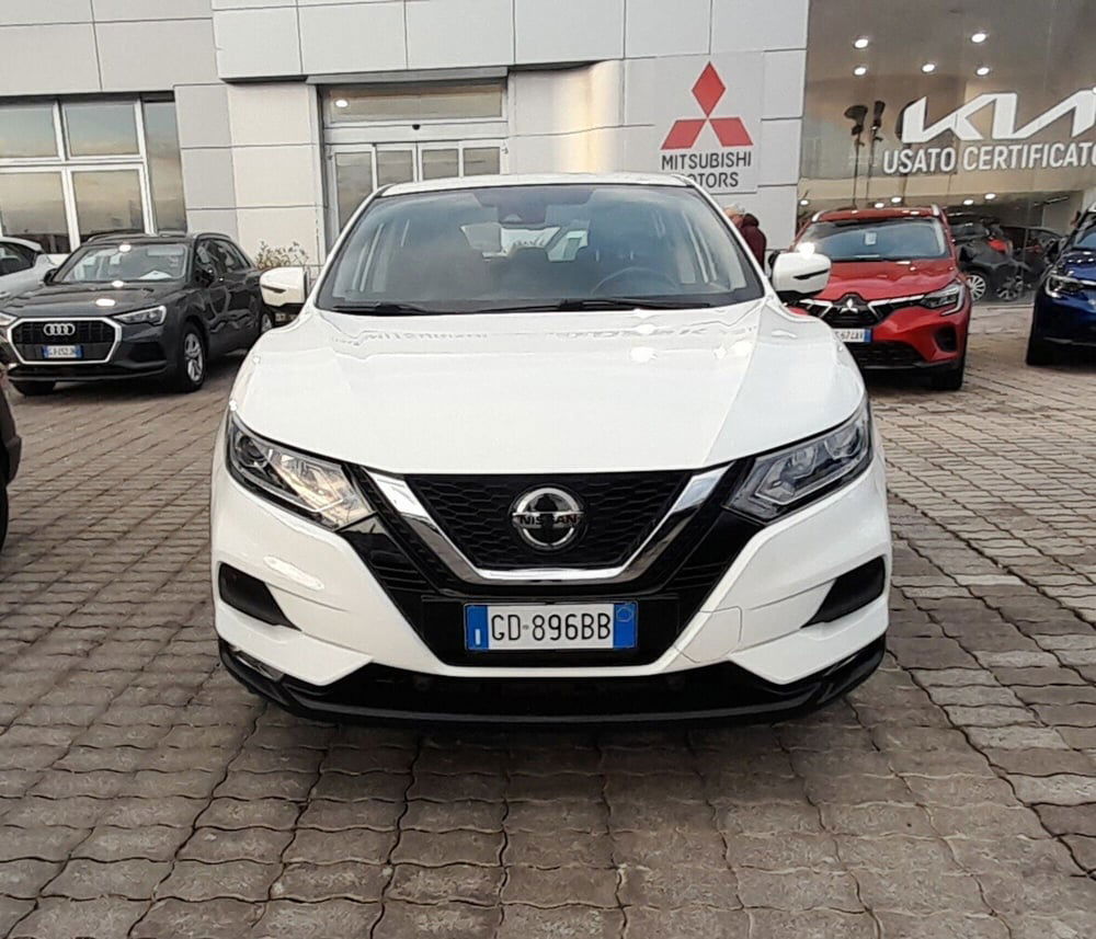 Nissan Qashqai usata a Cosenza (2)