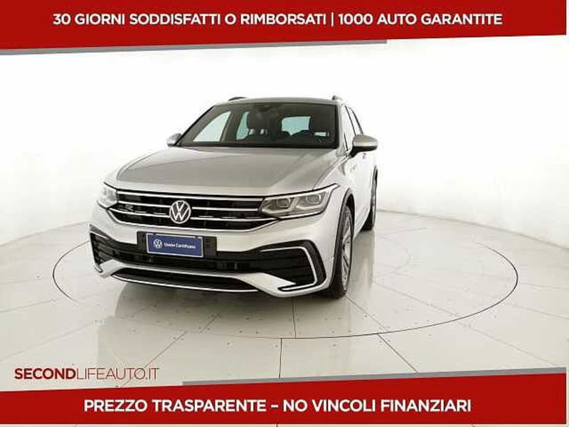 Volkswagen Tiguan 2.0 TDI 150 CV SCR DSG 4MOTION R-Line del 2021 usata a San Giovanni Teatino