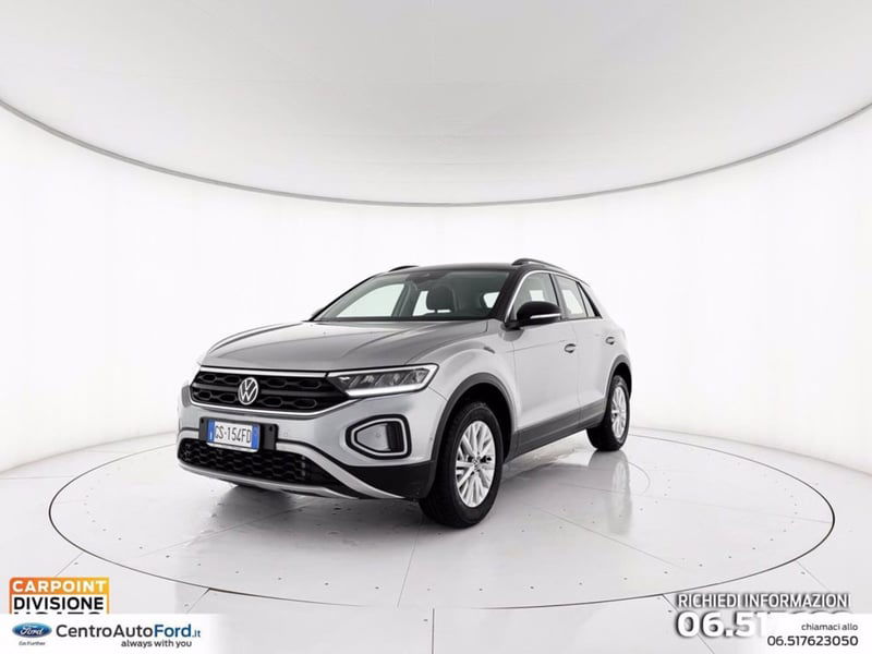 Volkswagen T-Roc 1.5 tsi Life del 2024 usata a Albano Laziale