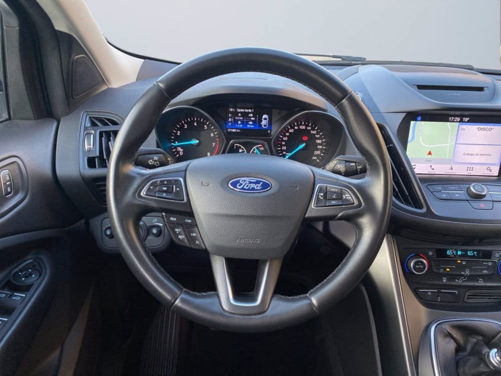 Ford Kuga usata a Milano (13)