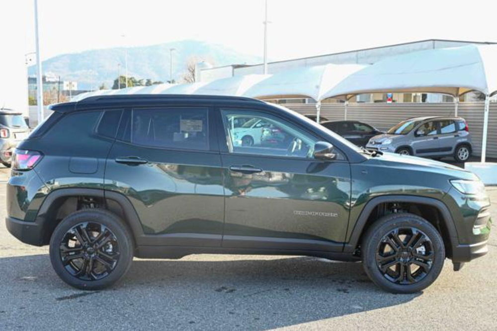 Jeep Compass nuova a Torino (4)