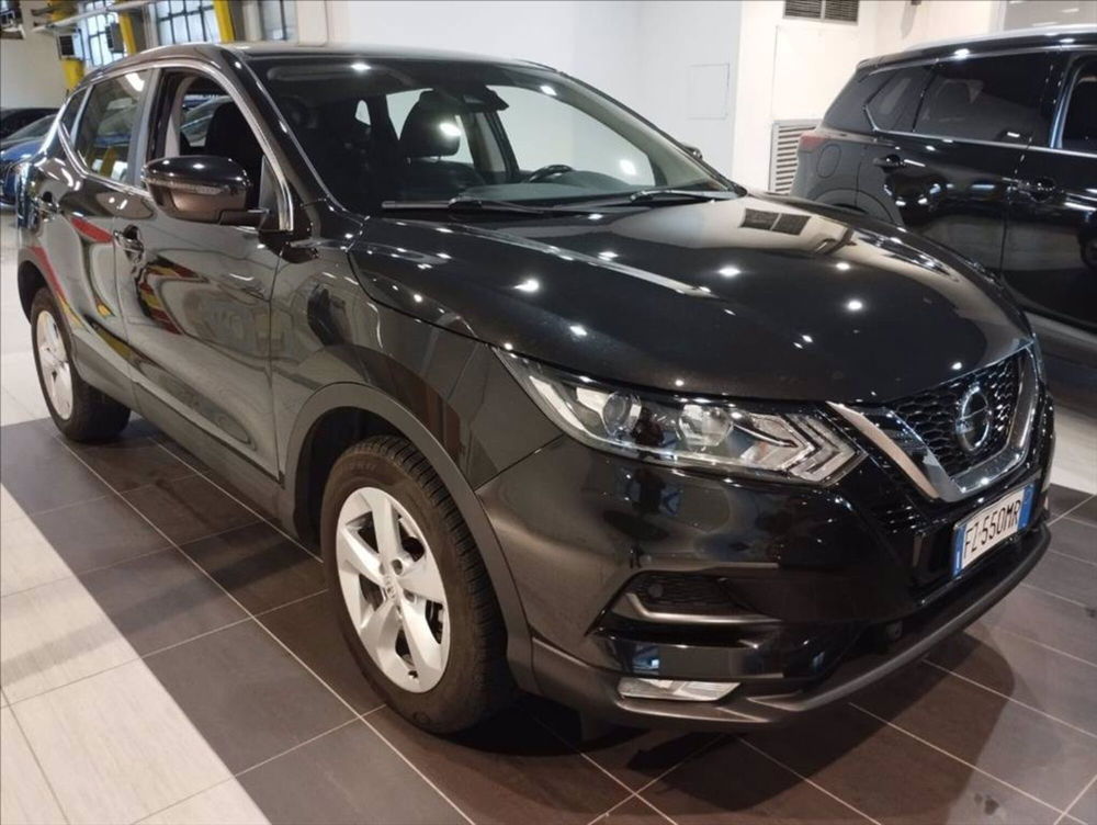 Nissan Qashqai usata a Milano