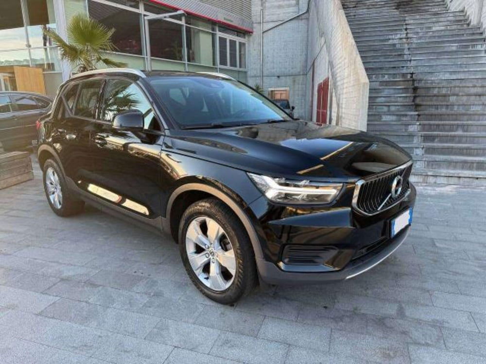 Volvo XC40 usata a Savona (7)