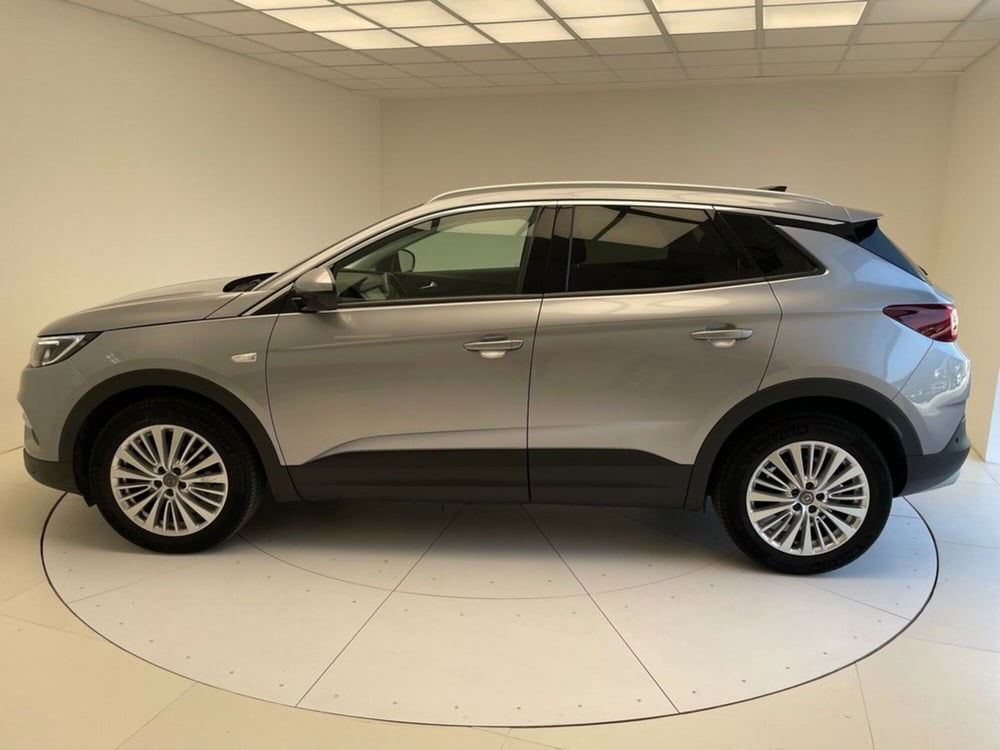 Opel Grandland X usata a Como (4)