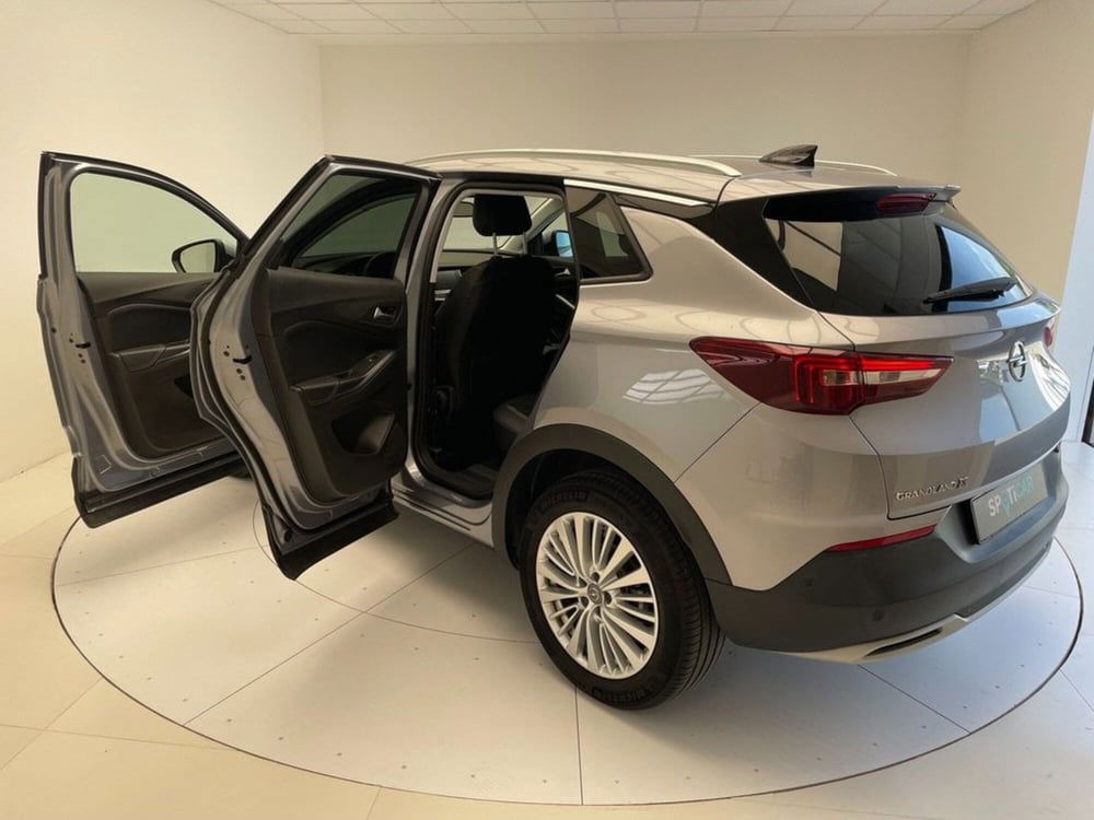 Opel Grandland X usata a Como (6)