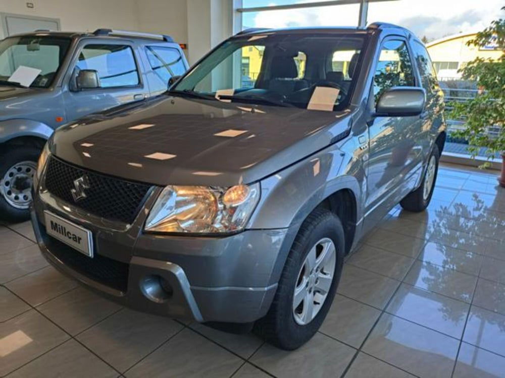 Suzuki Grand Vitara usata a Varese