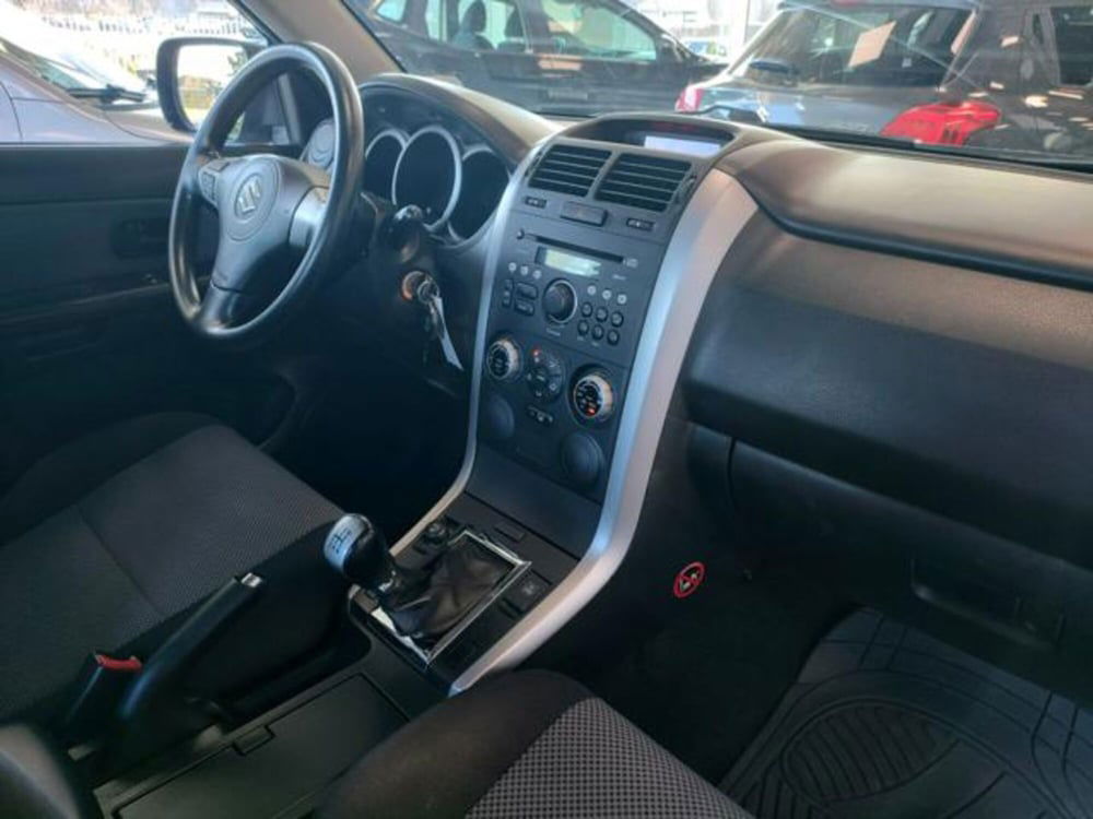 Suzuki Grand Vitara usata a Varese (12)