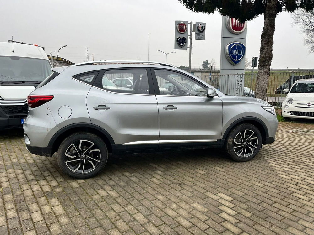 Mg ZS nuova a Milano (5)