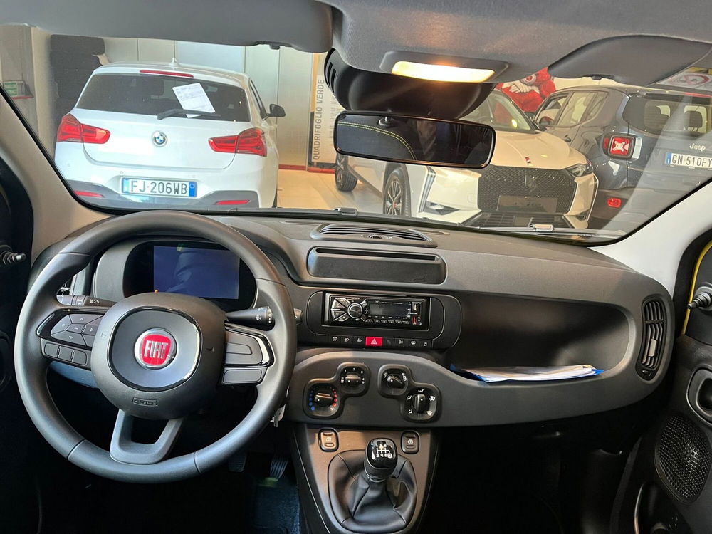 Fiat Panda Cross nuova a Milano (17)