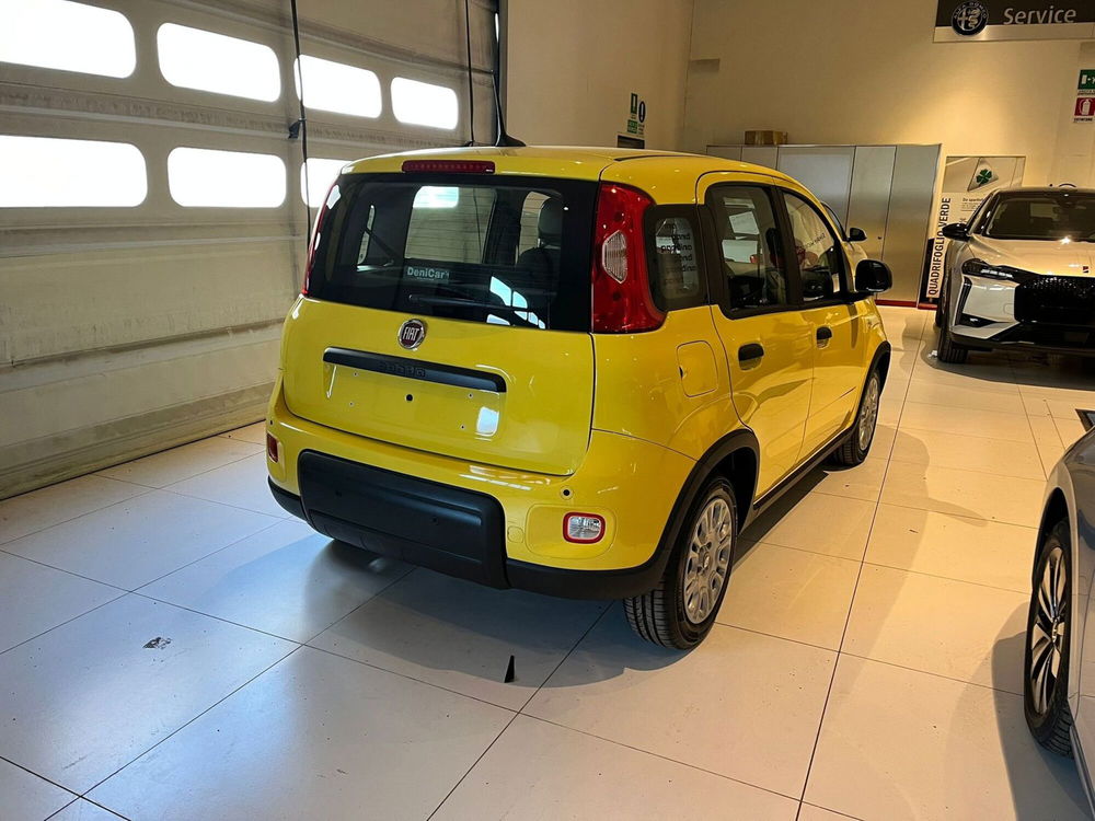 Fiat Panda Cross nuova a Milano (7)