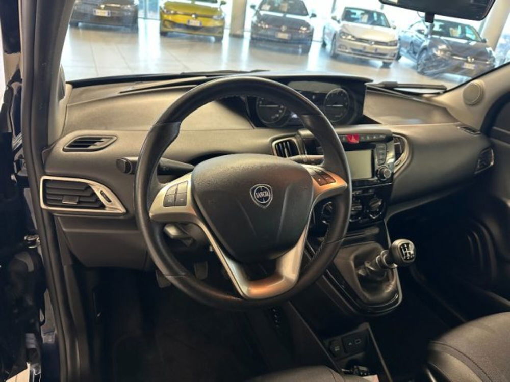 Lancia Ypsilon usata a Cuneo (9)