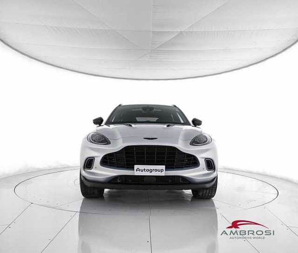 Aston Martin DBX usata a Perugia (5)