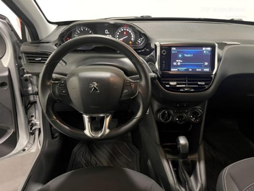 Peugeot 208 usata a Padova (11)