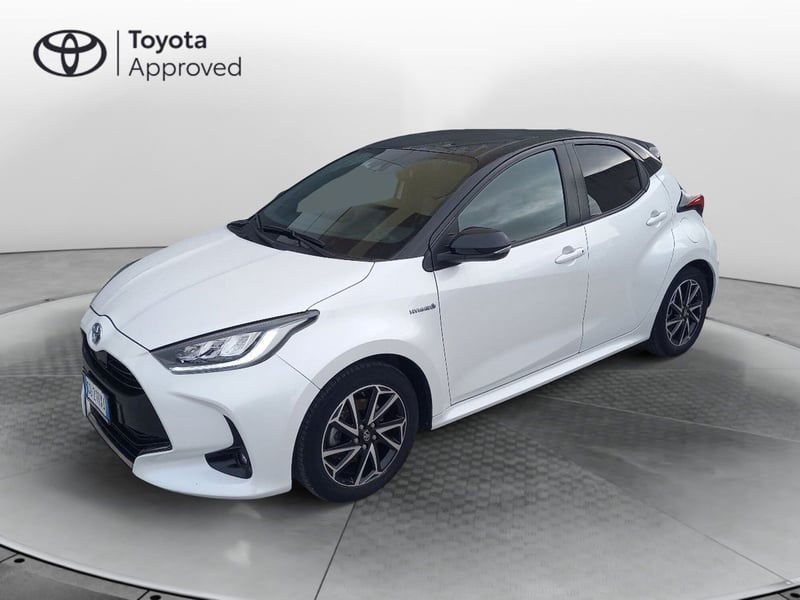 Toyota Yaris 1.5 Hybrid 5 porte Style del 2021 usata a Favara