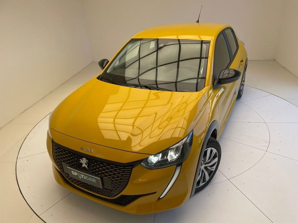 Peugeot 208 nuova a Como (15)