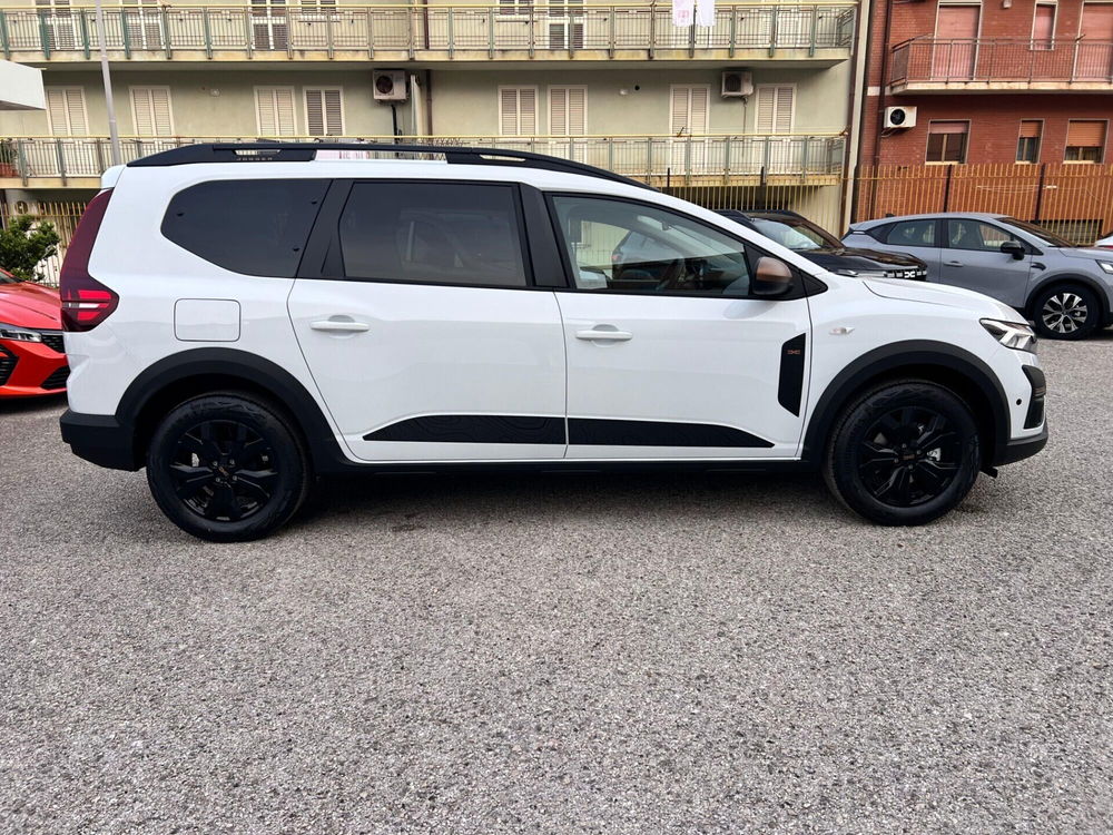 Dacia Jogger nuova a Messina (4)