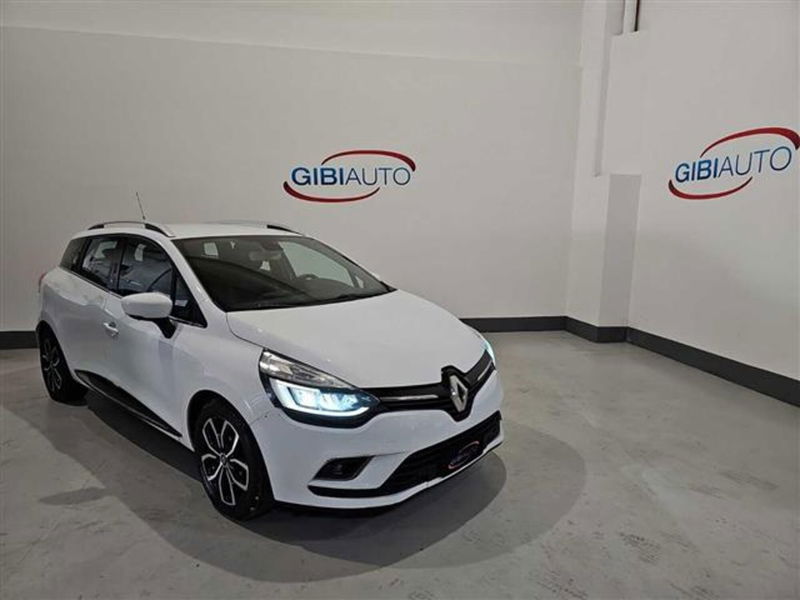 Renault Clio Sporter 1.2 75CV Zen  del 2017 usata a Palermo