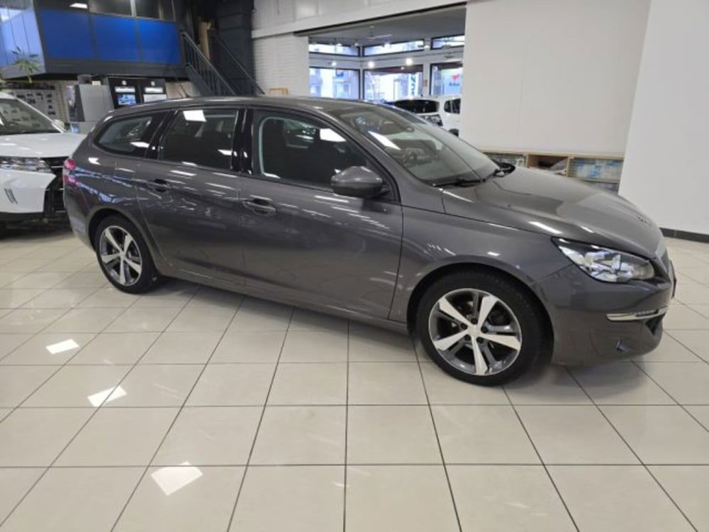 Peugeot 308 SW usata a Reggio Emilia (7)