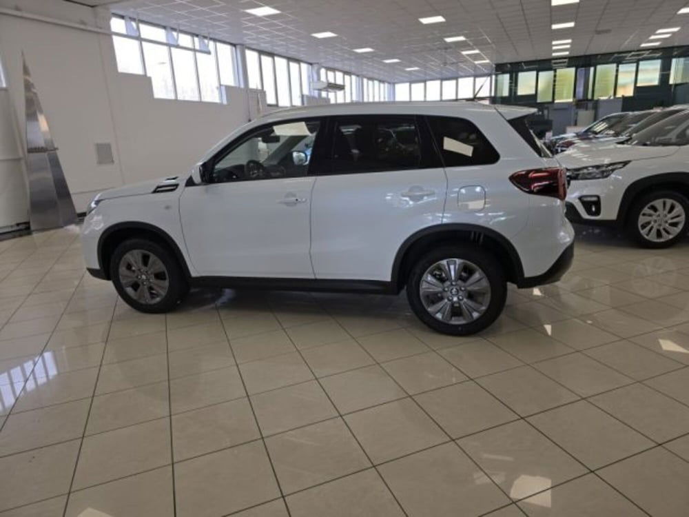 Suzuki Vitara nuova a Reggio Emilia (3)