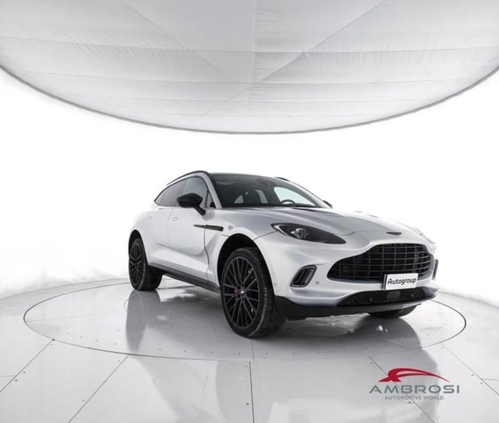 Aston Martin DBX usata a Perugia (2)