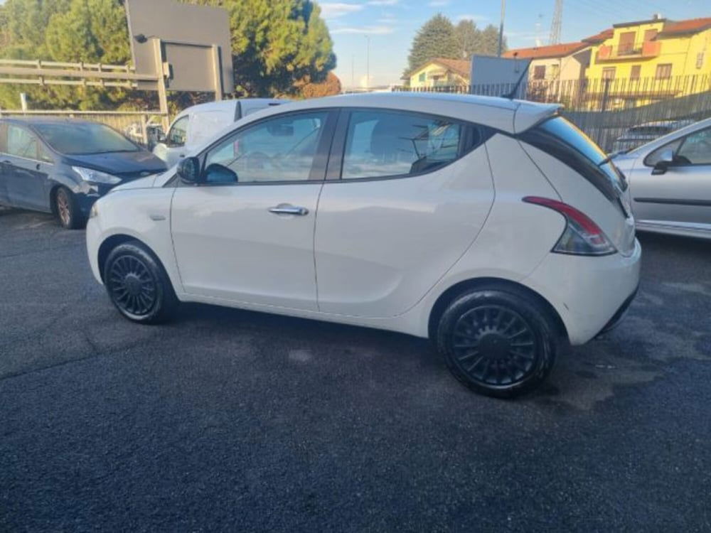 Lancia Ypsilon usata a Monza e Brianza (7)