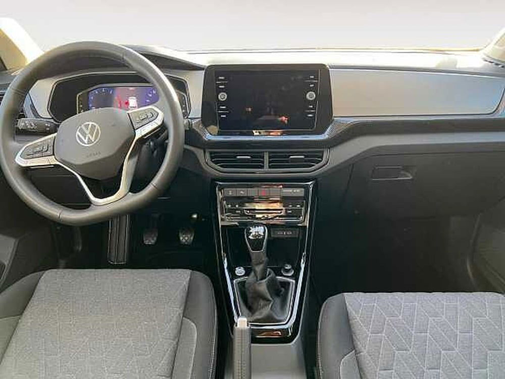 Volkswagen T-Cross nuova a Lecco (9)