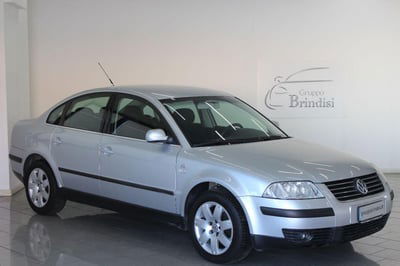 Volkswagen Passat 1.9 TDI/101 CV cat Comfortline  del 2003 usata a Potenza