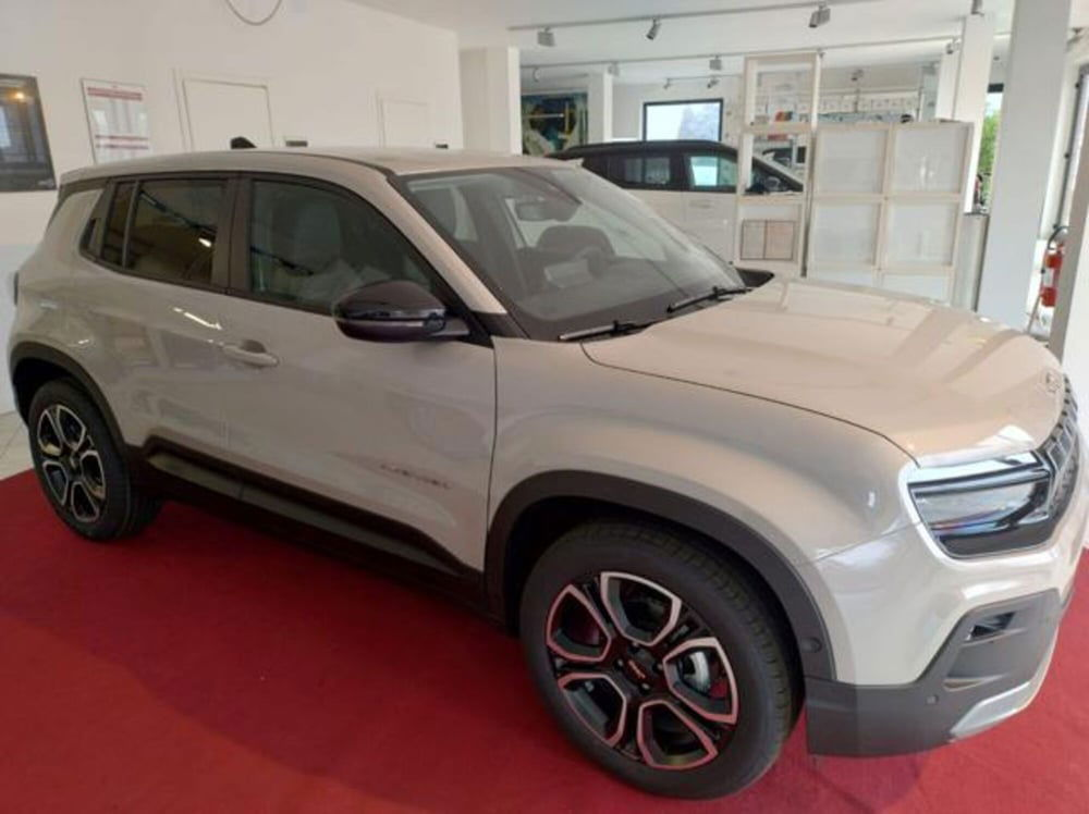 Jeep Avenger nuova a Cuneo (2)