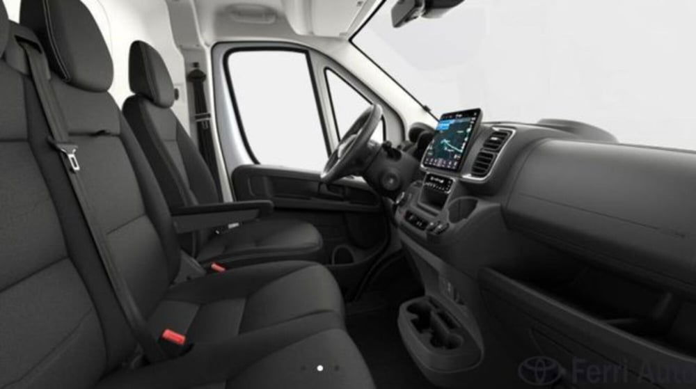 Toyota Proace Max Furgone nuova a Padova (5)