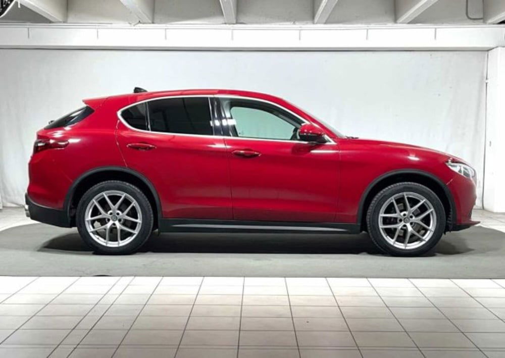 Alfa Romeo Stelvio usata a Sondrio (6)