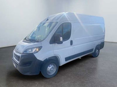 Peugeot Boxer Furgone 333 2.2 BlueHDi 140 S&amp;S PM-TM Furgone Premium  del 2024 usata a Siena