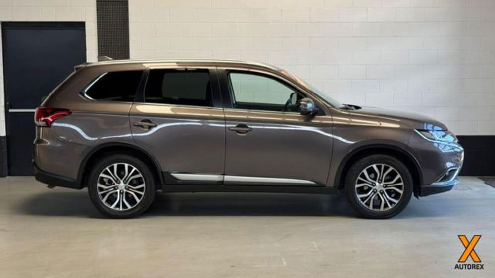 Mitsubishi Outlander usata a Varese (3)