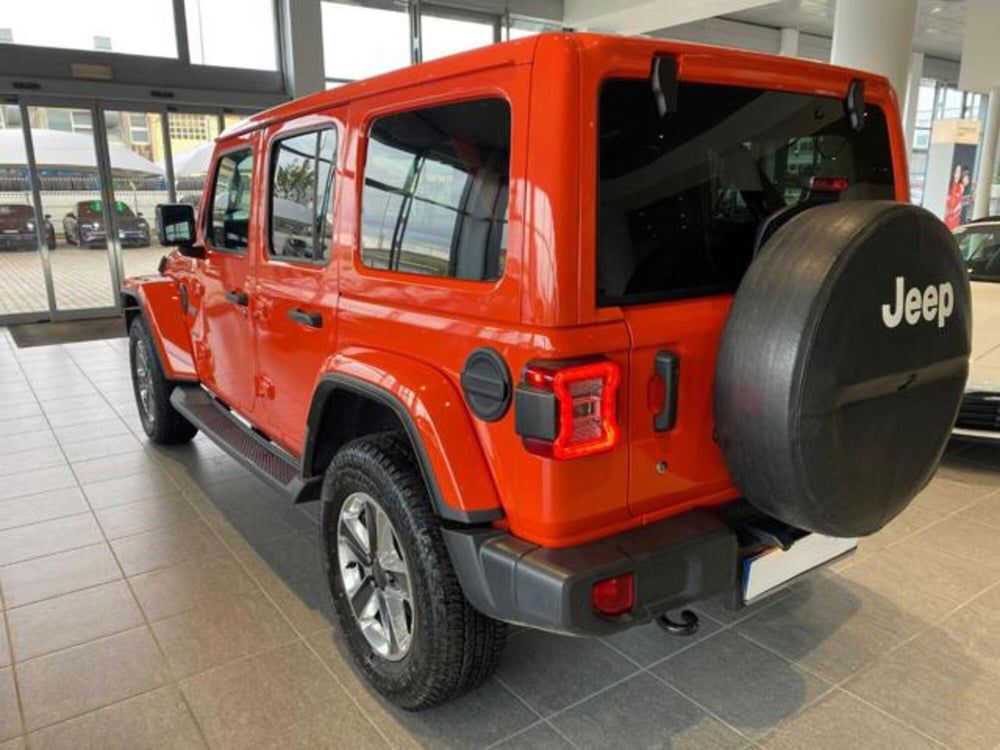 Jeep Wrangler Unlimited usata a Livorno (7)